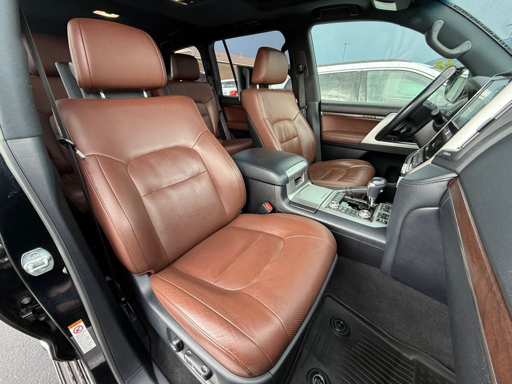2019 Toyota Land Cruiser Base