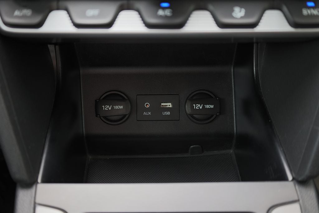 2020 Hyundai Elantra Eco