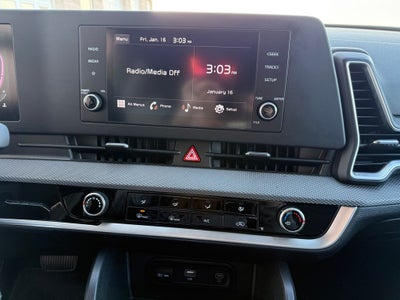 2024 Kia Sportage LX