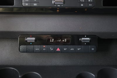 2023 Mercedes-Benz Sprinter 2500 Cargo 170 WB Extended