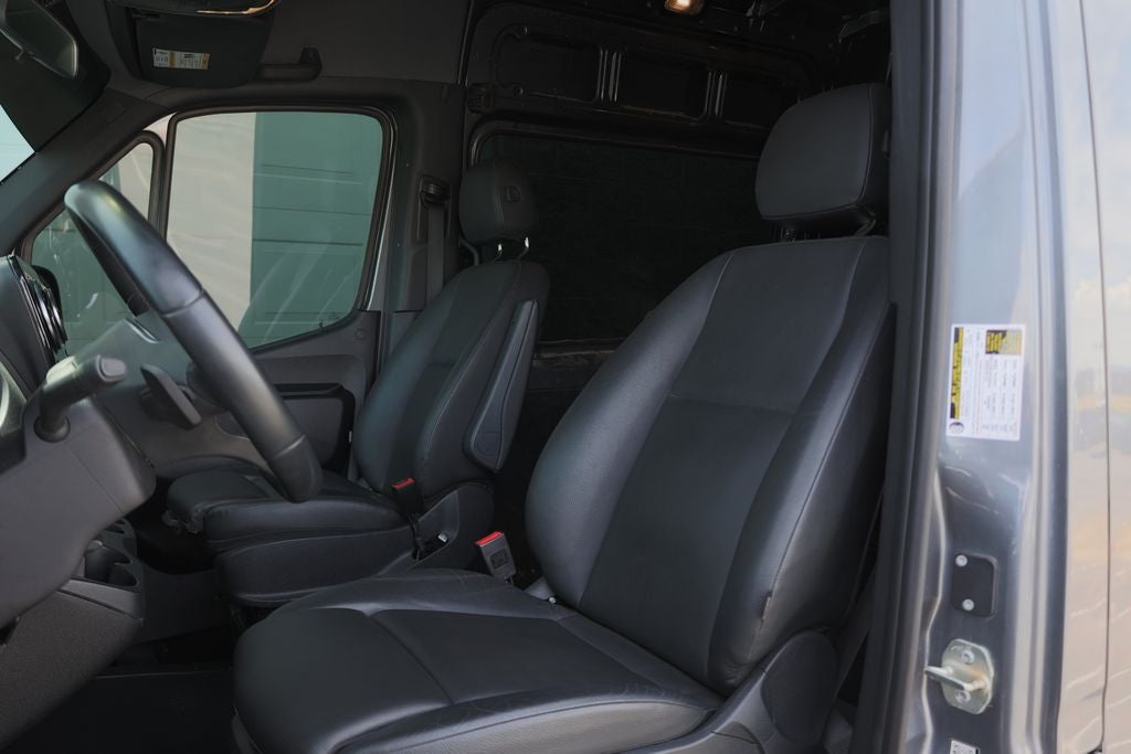 2023 Mercedes-Benz Sprinter 2500 Cargo 170 WB Extended