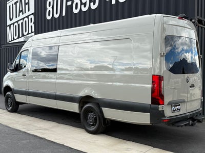 2023 Mercedes-Benz Sprinter 2500 Cargo 170 WB Extended